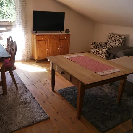 Pumafalle Apartman *